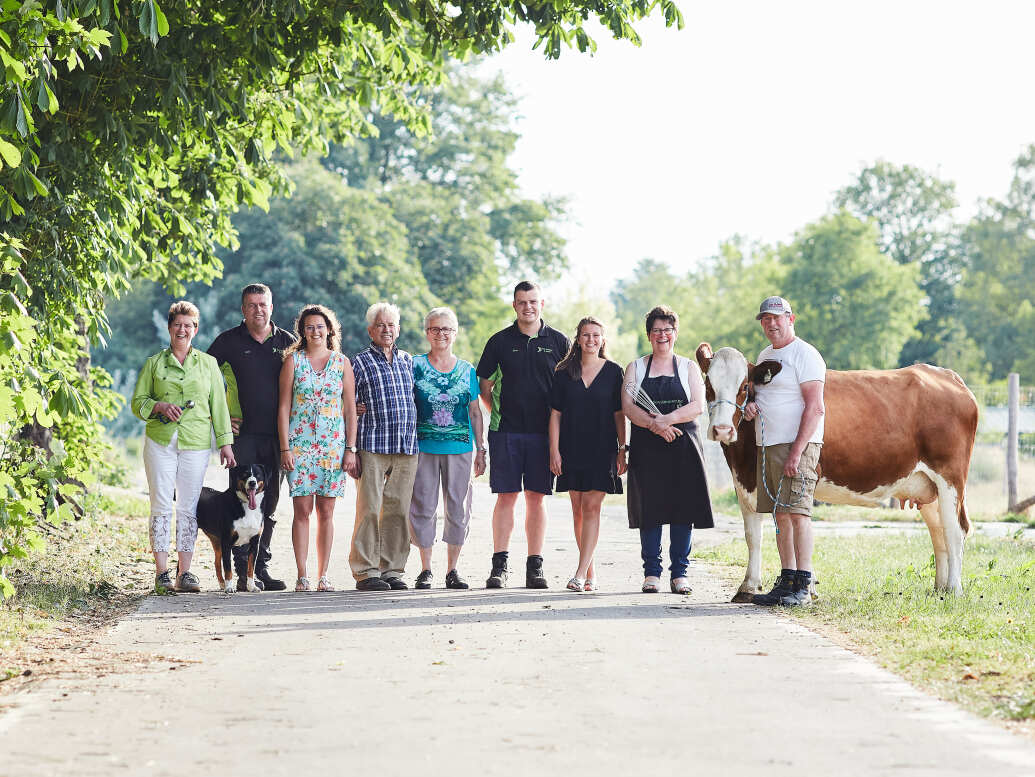 Familiebedrijf Tievis boerderij familie familiebedrijf generaties